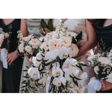 Glamorous | Cascading Style Bridal Bouquet