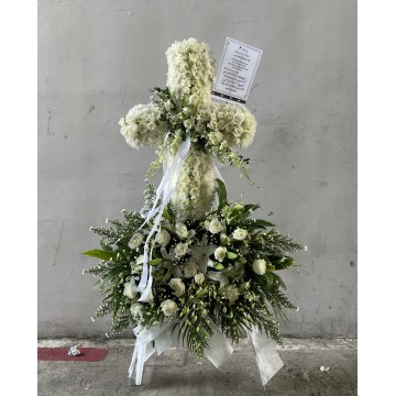 Honorary Cross Wreath | Condolence Wreath