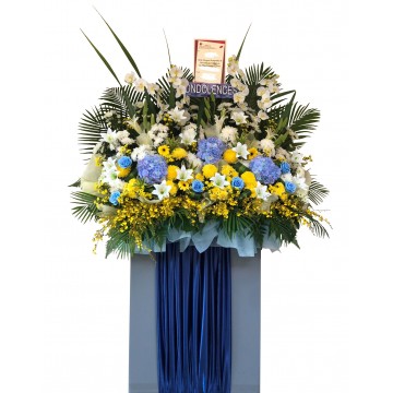 Splendid Wreath | Condolence Wreath