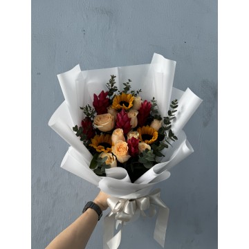 Tropical Vibes | Floral Bouquet